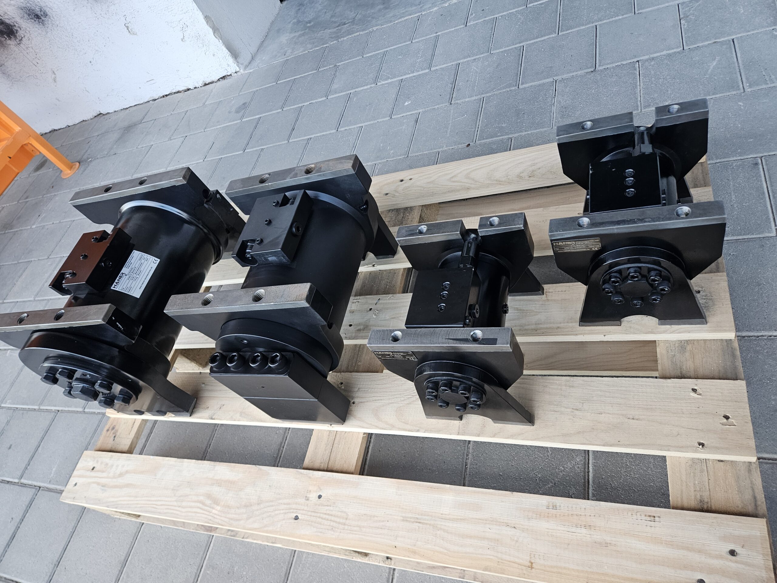 HÄNER Tilt 1-12t Rohling Schwenkmotor – Bild 4