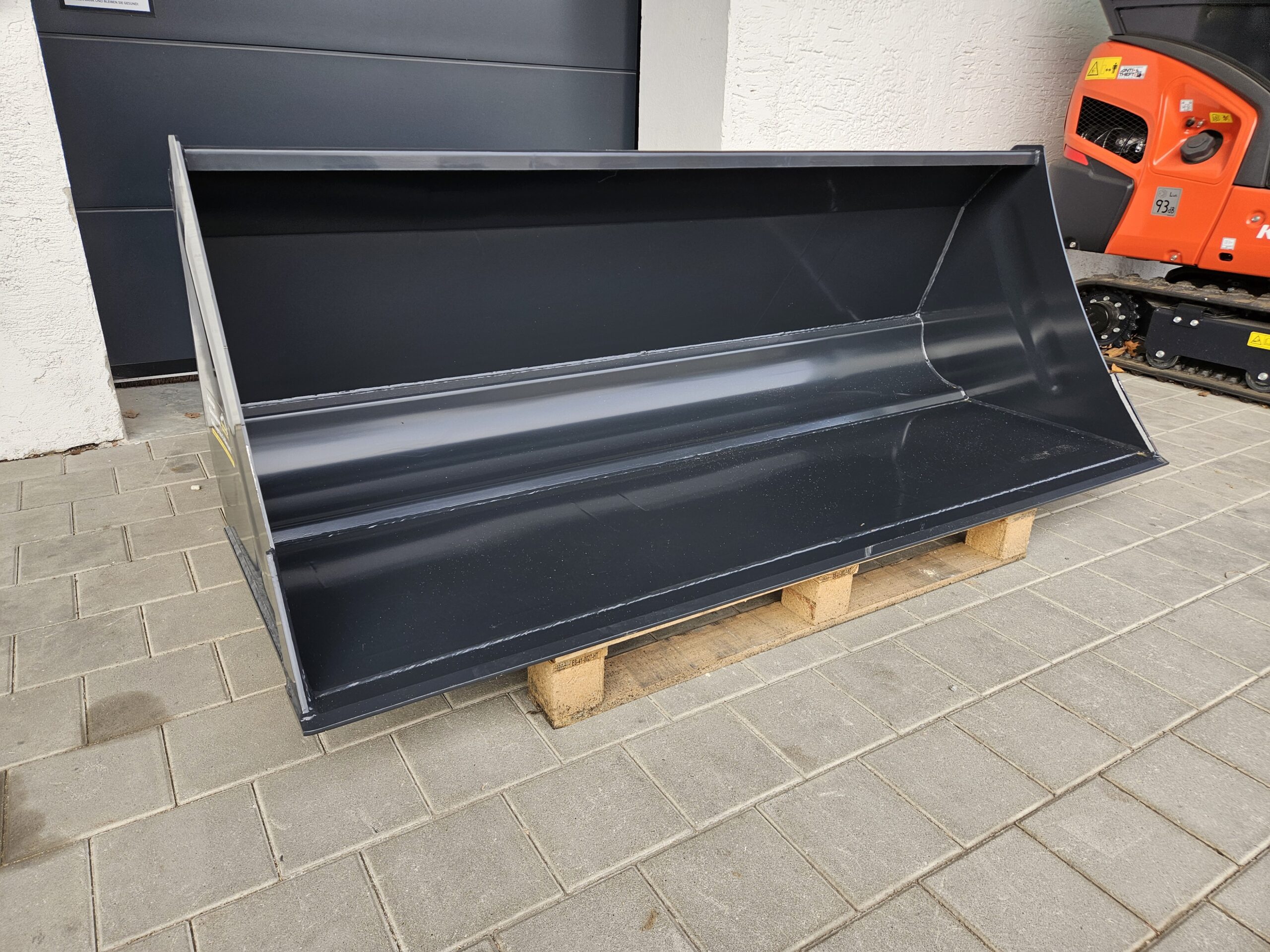 FK Machinery MSBW200 Standardschaufel Euroaufnahme – Bild 2