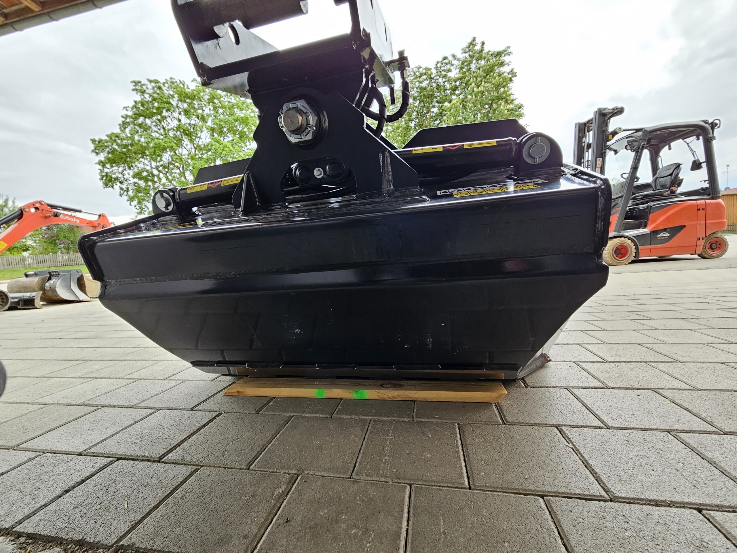 FK Machinery Skandinavische Tieflöffel ESG14-B hydraulisch Rotolöffel MS08 140cm – Bild 10