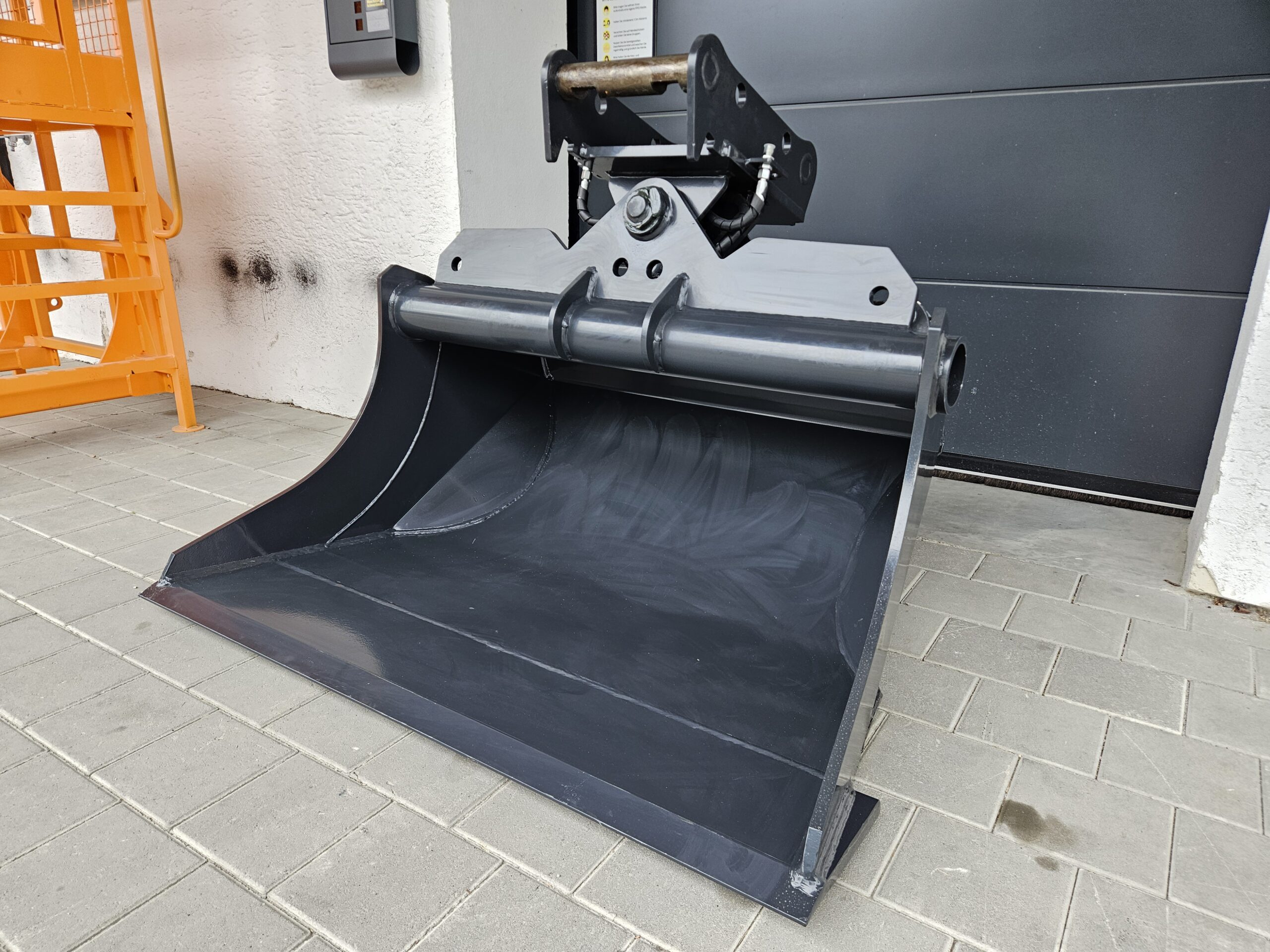 FK Machinery Skandinavische Tieflöffel ESG14-B hydraulisch Rotolöffel MS08 140cm – Bild 18