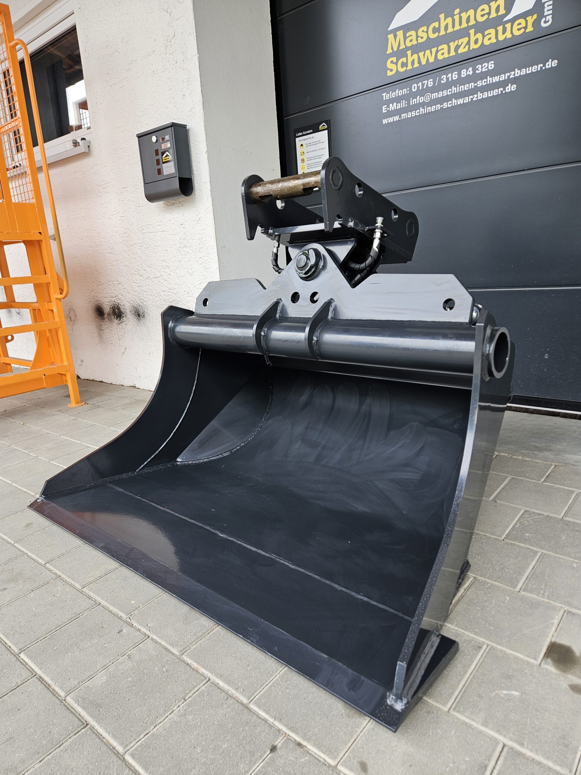 FK Machinery Skandinavische Tieflöffel ESG14-B hydraulisch Rotolöffel MS08 140cm – Bild 19