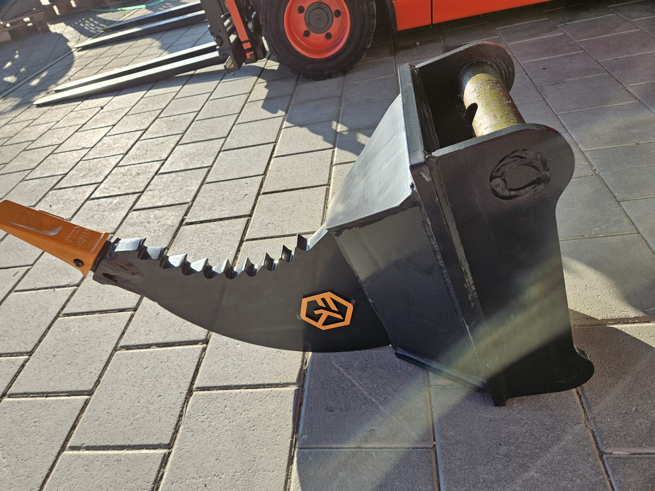 FK Machinery Reißzahn EFB-B 1,8-3,5t MS03 Symlock Zahnung – Bild 9